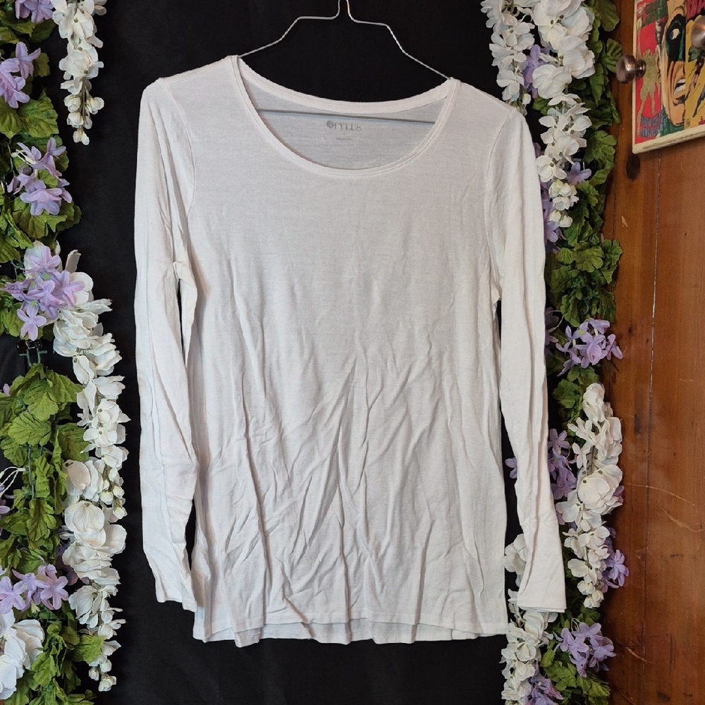 STYLUS White Scoop Neck Long Sleeve Tee